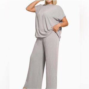 Elegant Zenana Plus Gray Women's Pantsuit. Brand new!